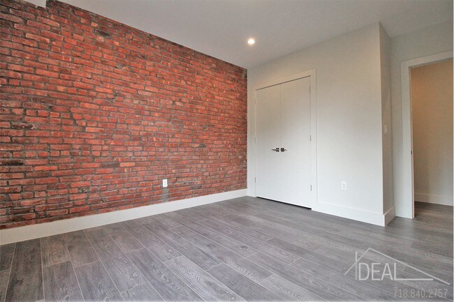 Building Photo - 1578 Union Street #B3R