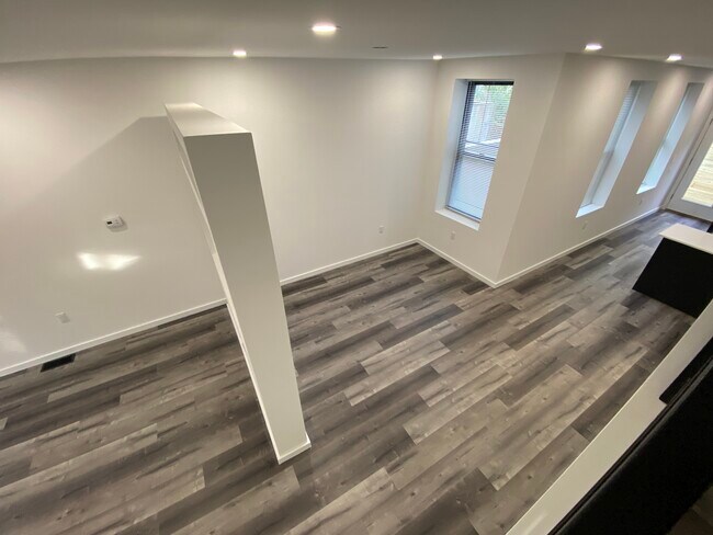 Foto del edificio - 2047 N Lawrence St