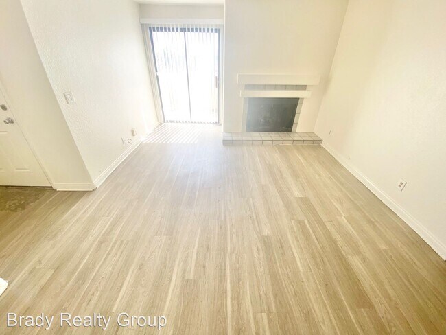 Foto del edificio - 2 br, 2 bath House - 2978 Juniper Hills #201