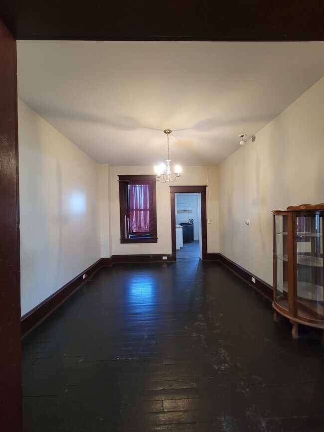 Foto del edificio - 603 E Spruce St