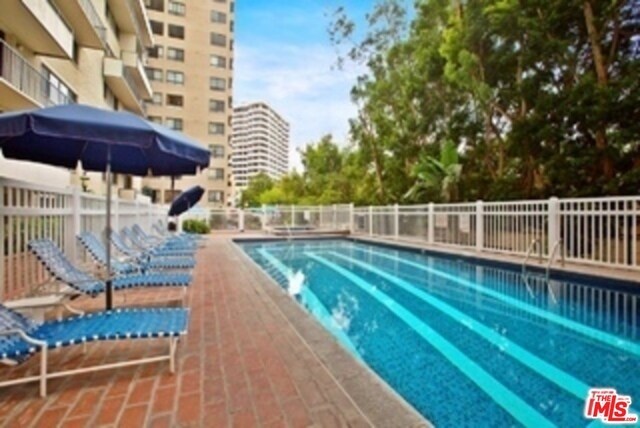 Foto del edificio - 10535 Wilshire Blvd