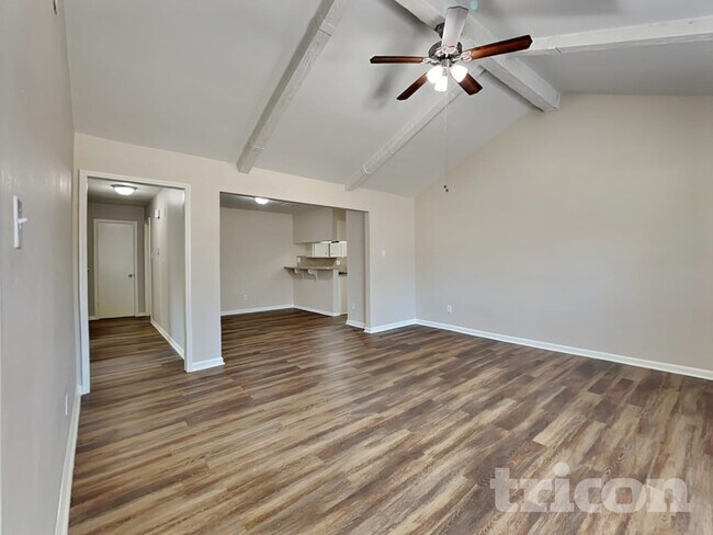 Foto del edificio - 10406 Kirkwren Dr