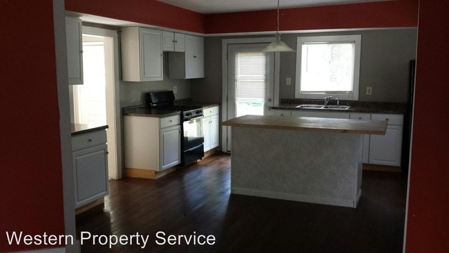 Building Photo - 4 br, 3 bath House - 3830 Bass Road