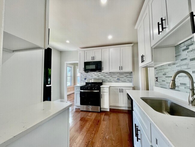 Foto del edificio - 119 Revere St