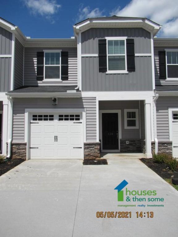 Foto principal - 420 Windsinger Lane