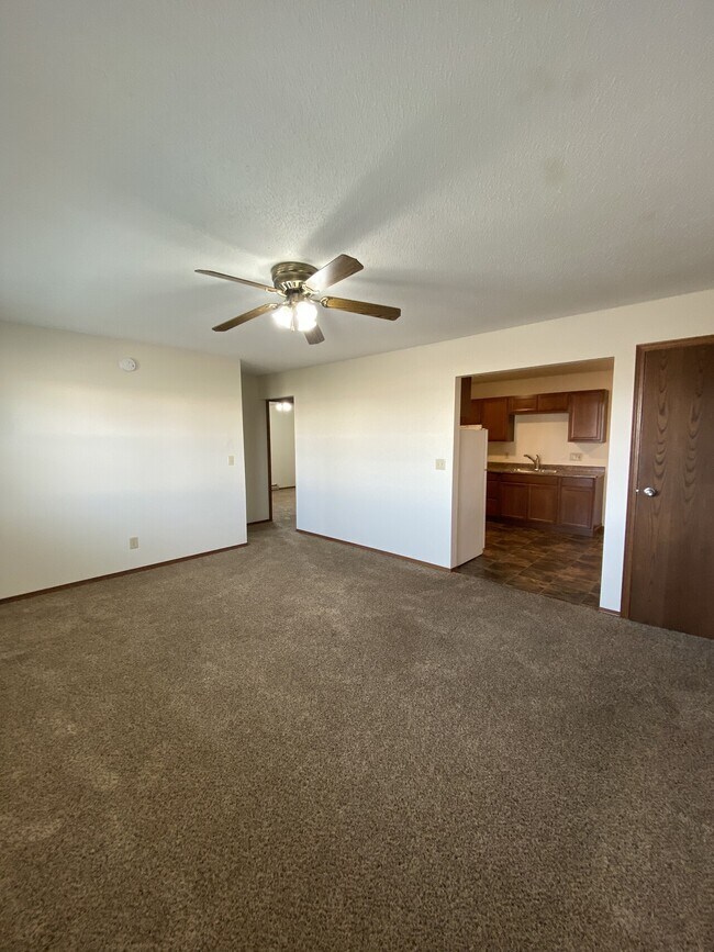 Building Photo - 3501 S West Ave