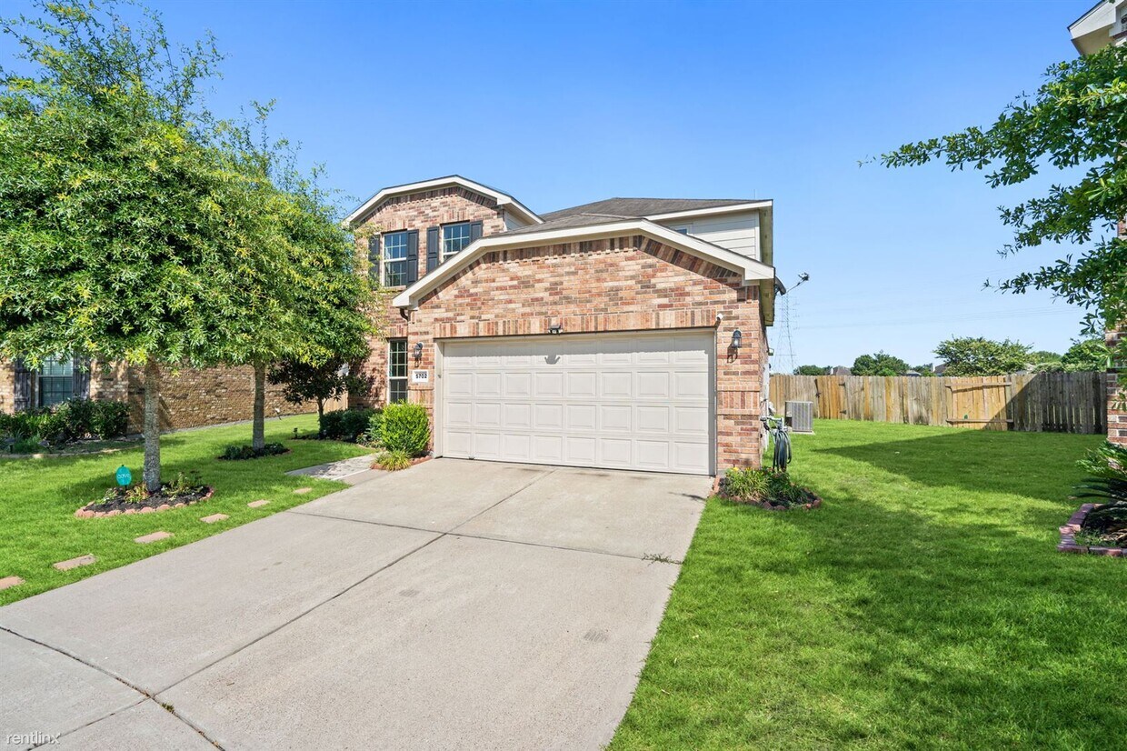Primary Photo - 4 br, 3 bath House - 5702 Camelia Evergree...