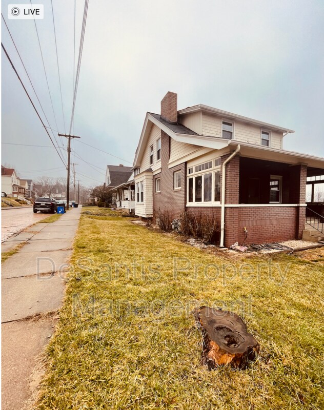 1135 Hiland Ave, Coraopolis, PA 15108 House for Rent in Coraopolis