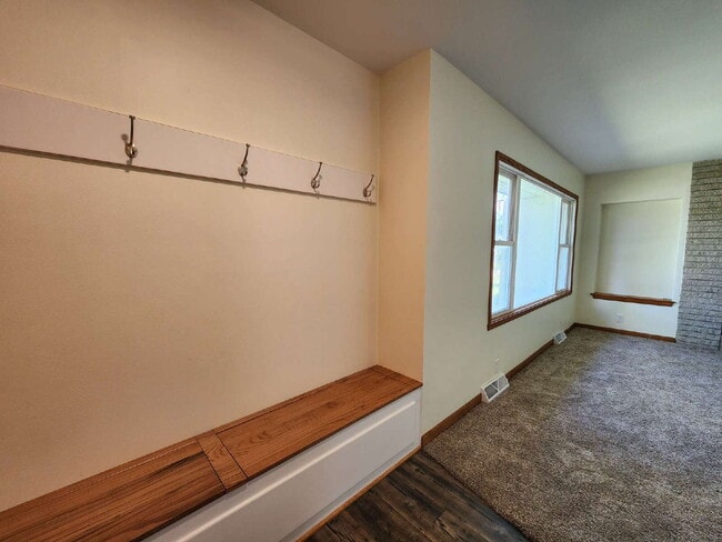 Building Photo - GREAT Location  2 Bedroom side by side duplex  $1395/monthly