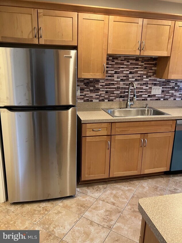 54 Ginger Dr, Lumberton, NJ 08048 Townhouse for Rent in Lumberton, NJ