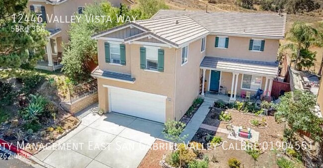 Building Photo - LARGE BEAUTIFUL HOME IN GATED COMMUNITY OF...
