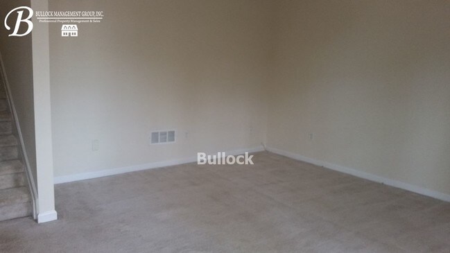 Building Photo - 2122 Dillard Xing