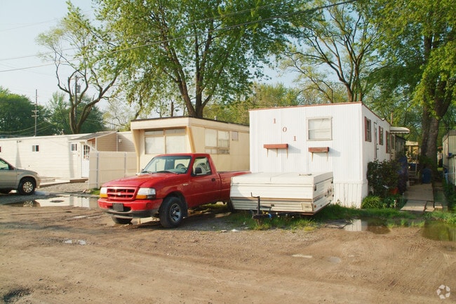 Building Photo - Blue Sky Mobile Home Park