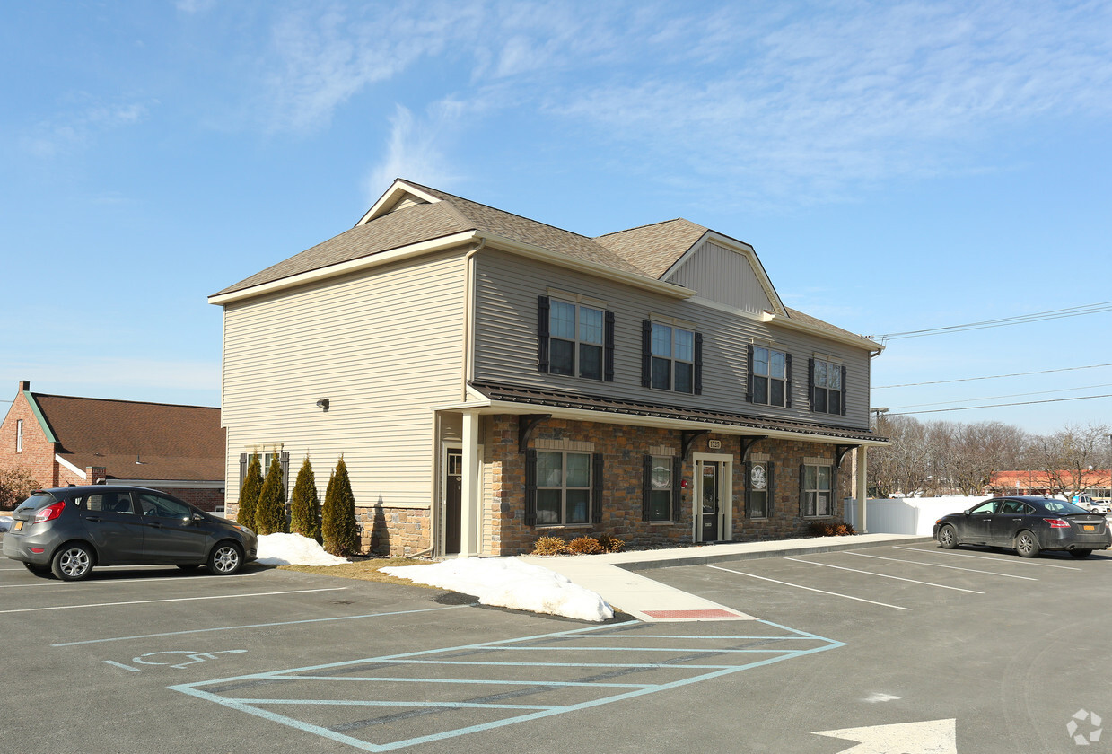 Primary Photo - Tower Place Apartments