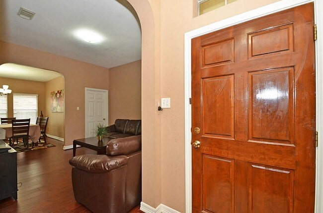 Foto del edificio - 4706 Torrington Ct