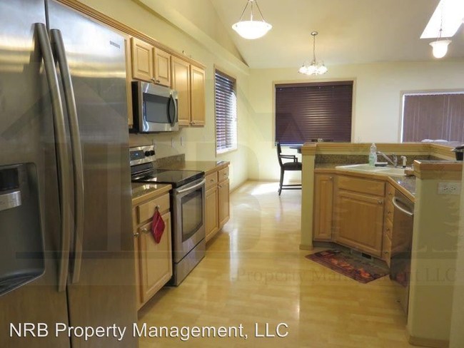 Building Photo - 4 br, 2 bath House - 17722 23rd Ave E