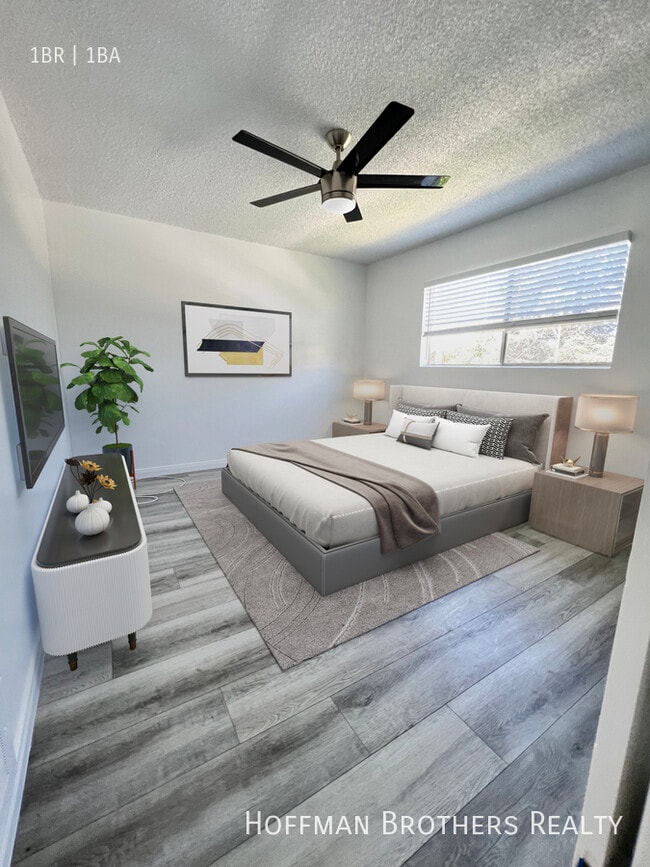 Building Photo - 630 N Cerritos Ave