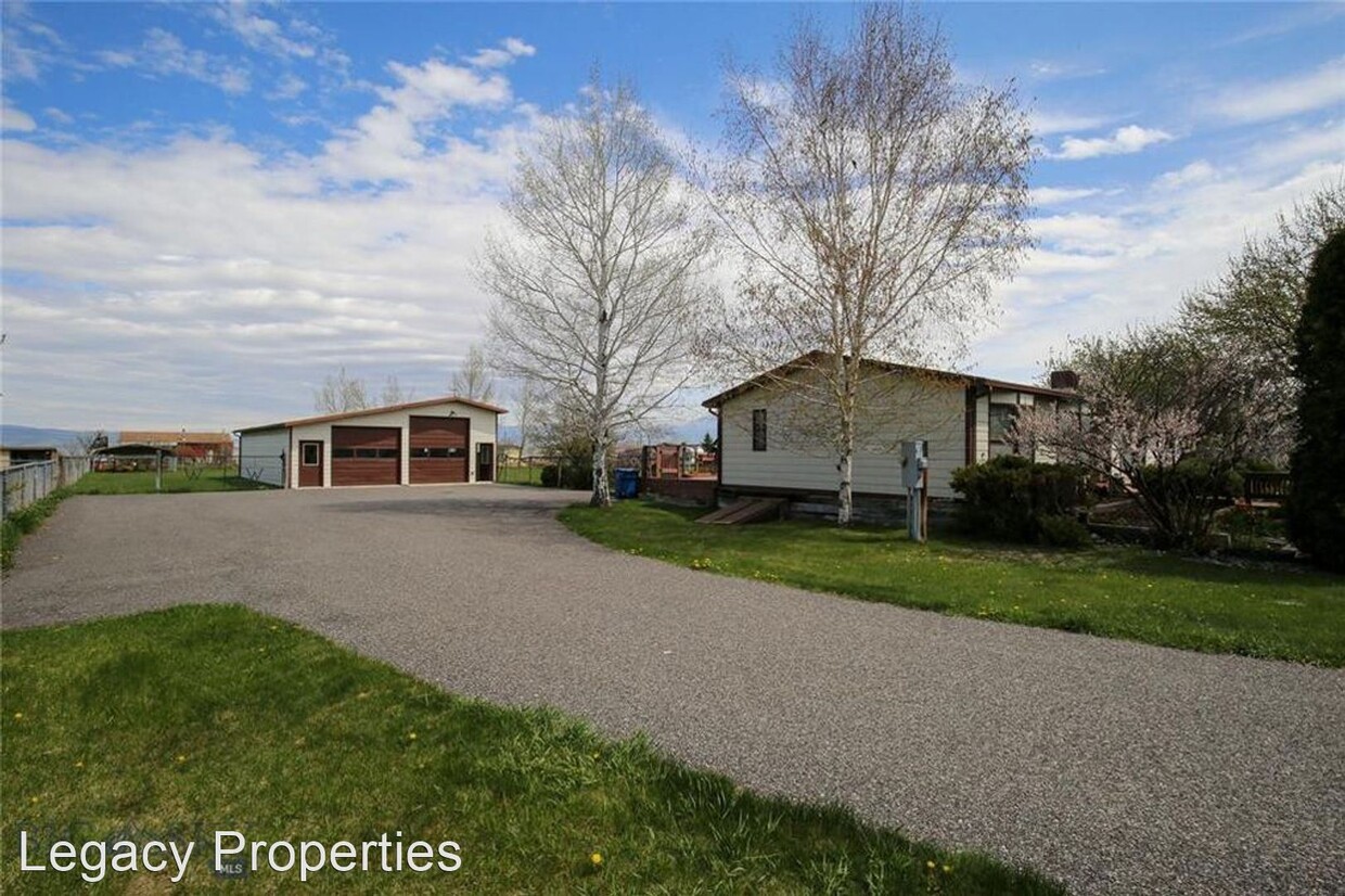 Building Photo - 3 br, 2 bath House - 585 Warner Lane - 585...