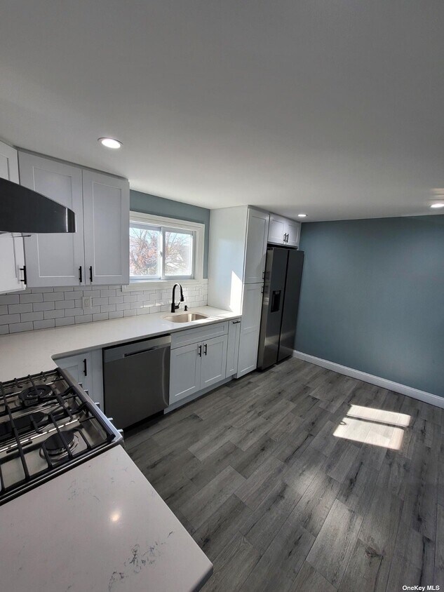 35 Sobro Ave, Valley Stream, NY 11580 House Rental in Valley Stream