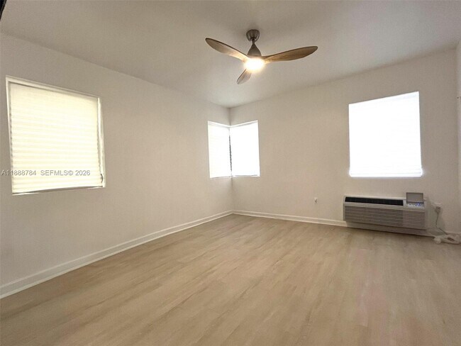 Foto del edificio - 1027 Euclid Ave