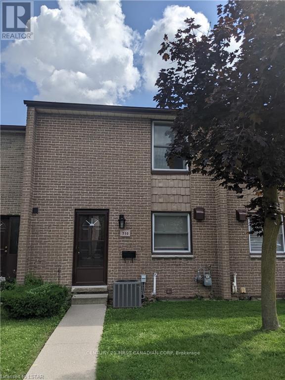 Building Photo - 710 Wonderland Rd S