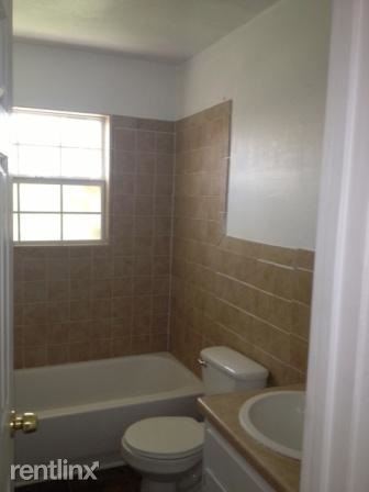 Building Photo - 403 N 3rd St