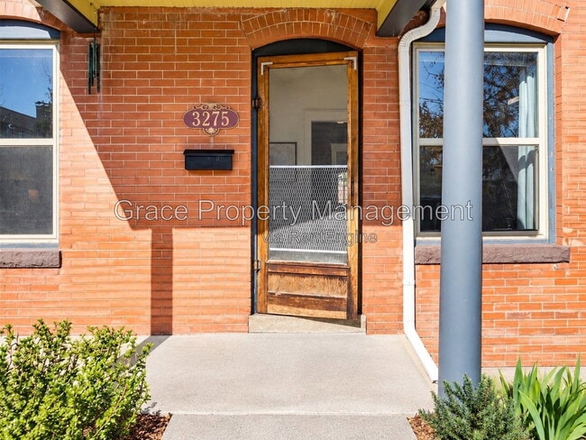 Foto del edificio - 3275 Perry St