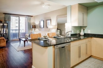 Spinnaker Bay at Harbor East photo'