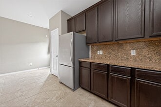 Building Photo - 17110 Amarose Dr