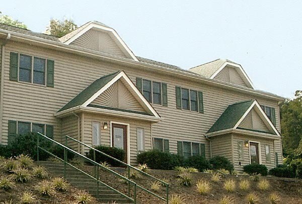Building Photo - 1337 Konnarock Rd