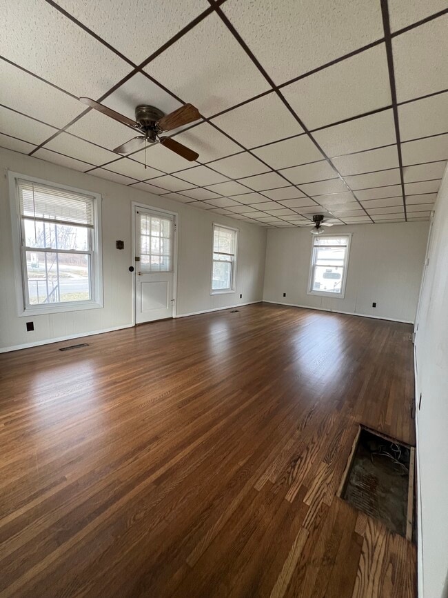 Foto del edificio - 3200 S 7th St