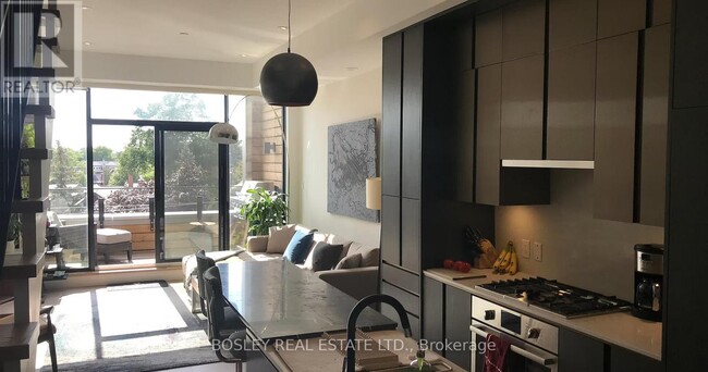 Photo du bâtiment - 455-455 Dovercourt Rd