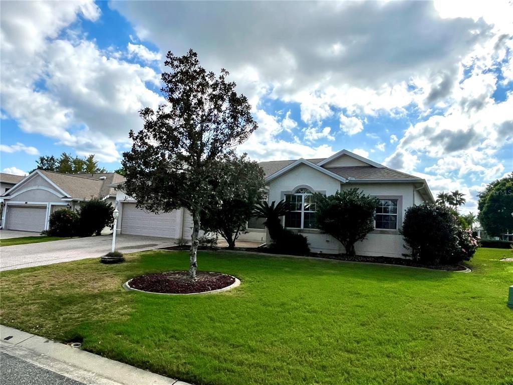 Foto principal - 5634 Belle Terre Dr