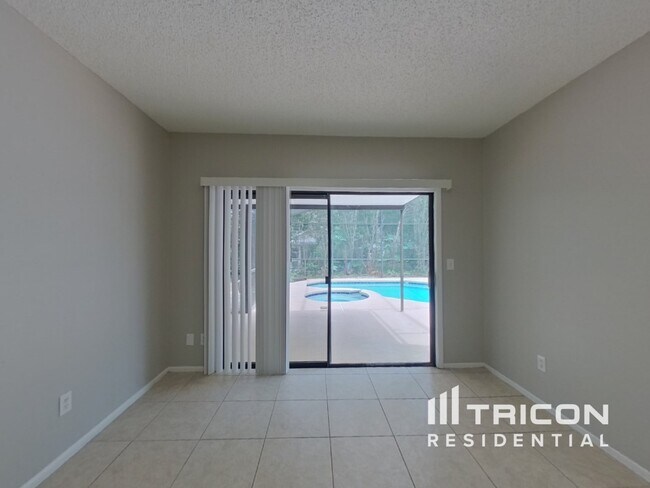 Foto del edificio - 7914 Tumblestone Dr