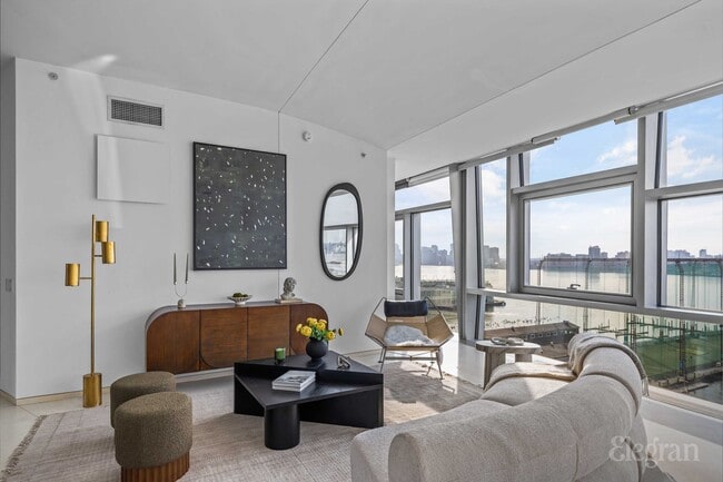 Building Photo - 100 11th Ave