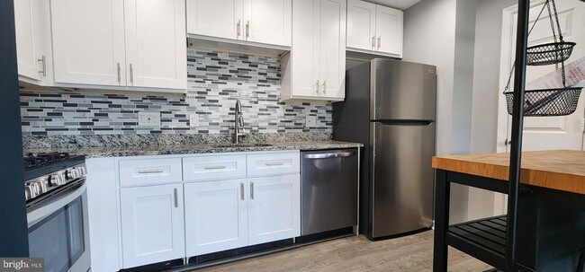 Building Photo - 12705 Dara Dr
