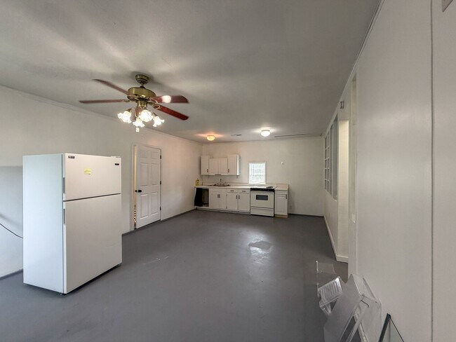 Foto del edificio - 3520 Oakridge Ave