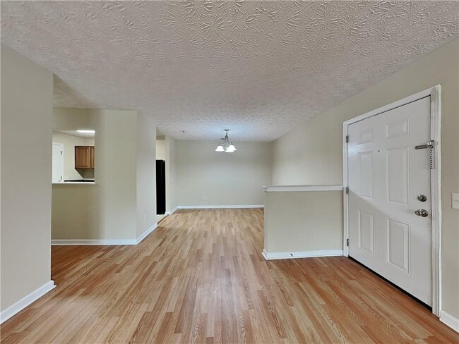Building Photo - 4101 Fairington Club Dr