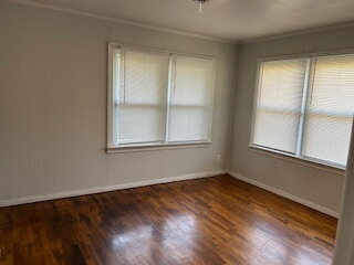 Foto del edificio - 2 bedroom, 1 bath duplex.