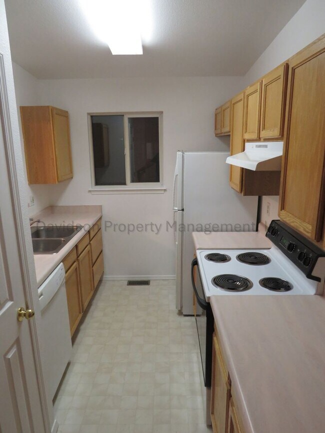 Foto del edificio - 2135 W Platte Ave