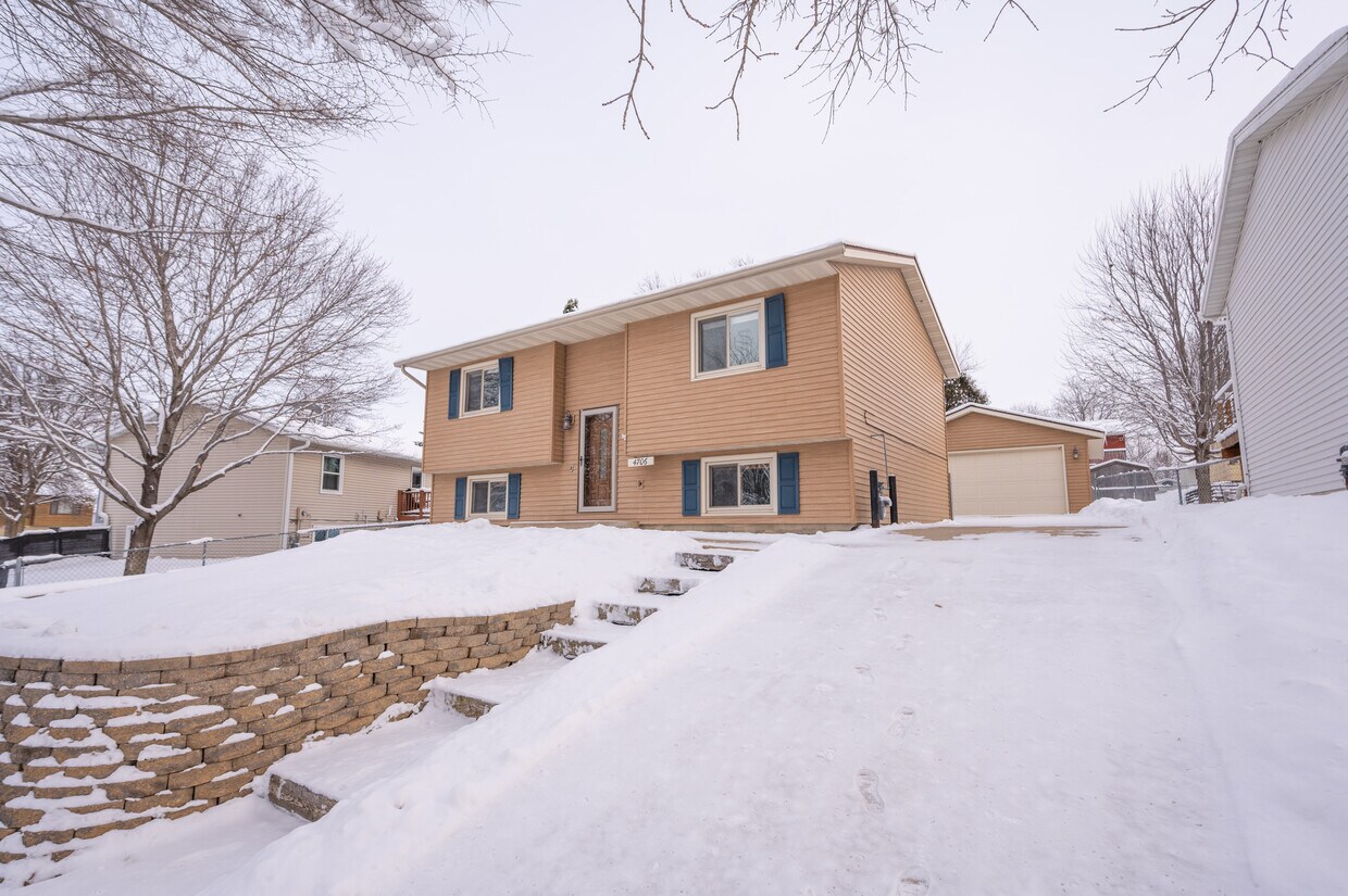 Foto principal - 4706 Harvest Ct NW