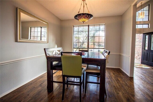 Building Photo - 4111 Province Dr