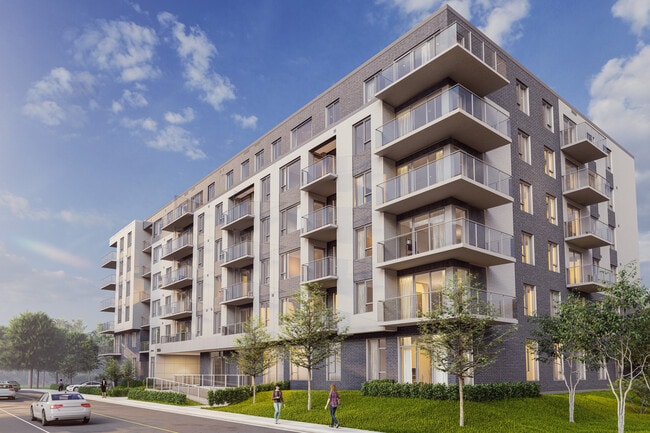 Building Photo - Elora MTL