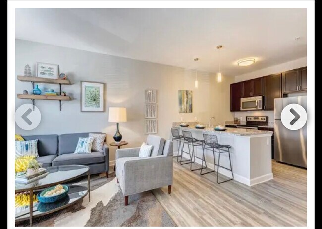 Foto del edificio - 900 Brittany Park Dr