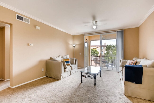 Building Photo - Remodeled 1-Bed Condo -  Prime Carmel Vall...