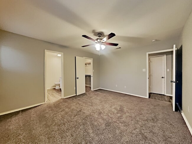 Foto del edificio - 3808 Periwinkle Dr