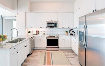 Building Photo - 117 Priddy Ln