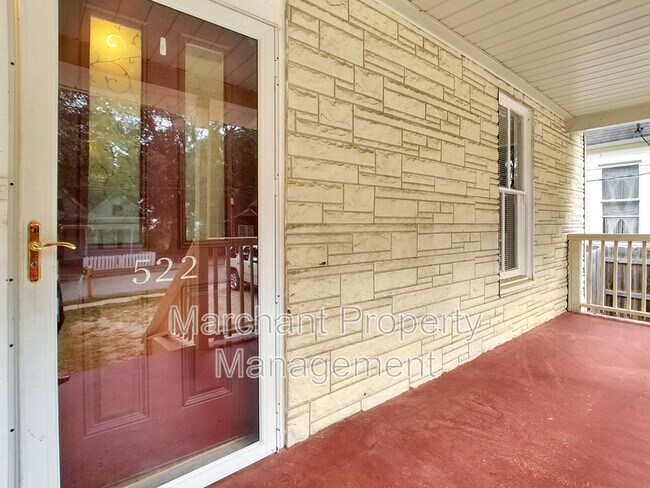 Foto del edificio - 522 Perry Ave