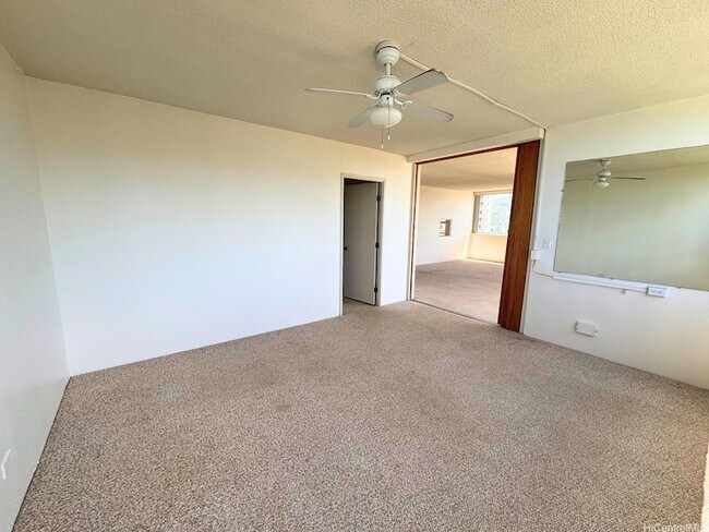 Foto del edificio - 2500 Kalakaua Ave