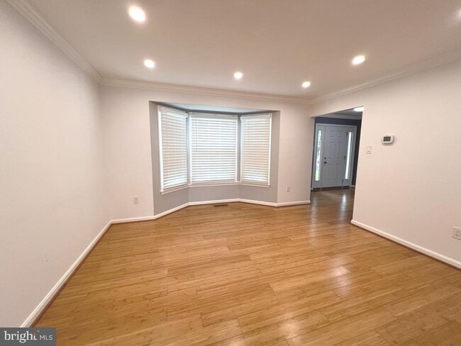 Building Photo - 8519 Wheatfield Way